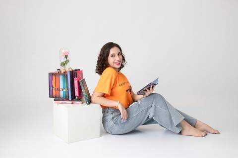 ensaio feminio teen brasilia fotografa fotografo fotógrafa brasília df distrito federal df distrito federal book melhor leticia franco letícia oculos bday girl birthday vela que  solta faisca artista pintura percy jackson leitora kindle'