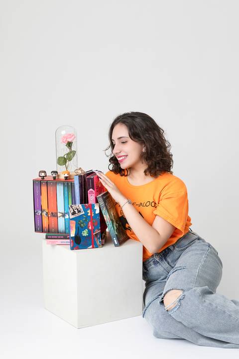 ensaio feminio teen brasilia fotografa fotografo fotógrafa brasília df distrito federal df distrito federal book melhor leticia franco letícia oculos bday girl birthday vela que  solta faisca artista pintura percy jackson leitora kindle'