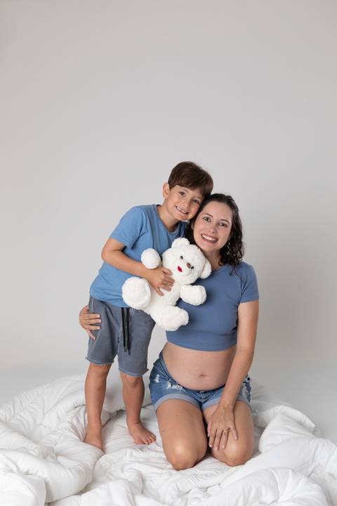 ensaio gestante mamãe lugar dos sonhos bebê recém nascido newborn brasilia fotografa fotografo fotógrafa brasília df distrito federal baby bebe reborn df distrito federal book melhor leticia franco letícia ensaio em estúdio dia das mães 2025'