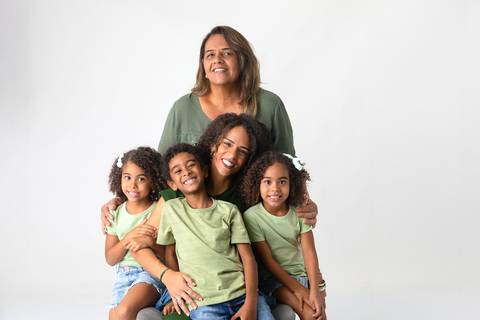 ensaio familia brasilia fotografa fotografo fotógrafa brasília df distrito federal df distrito federal book melhor leticia franco letícia mãe avó filhos e netos'