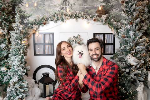 ensaio de natal bebê touca de papai noel brasilia df registrado pela fotógrafa letícia franco papai noel arvore guirlanda pijama carter's carters  trailer neve
ensaio de natal em brasilia brasília'