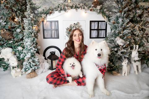 ensaio de natal bebê touca de papai noel brasilia df registrado pela fotógrafa letícia franco papai noel arvore guirlanda pijama carter's carters  trailer neve
ensaio de natal em brasilia brasília'