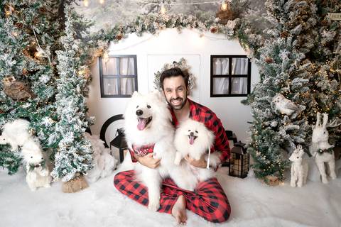 ensaio de natal bebê touca de papai noel brasilia df registrado pela fotógrafa letícia franco papai noel arvore guirlanda pijama carter's carters  trailer neve
ensaio de natal em brasilia brasília'