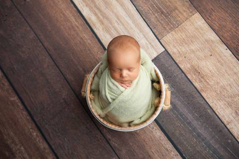 bebê recém nascido newborn brasilia fotografa fotografo fotógrafa brasília df distrito federal baby bebe reborn book melhor leticia franco letícia  wrap enrolado 
gemeos gemelar'