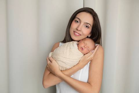 bebê recém nascido newborn brasilia fotografa fotografo fotógrafa brasília df distrito federal baby bebe reborn book melhor leticia franco letícia  wrap enrolado 
gemeos gemelar'