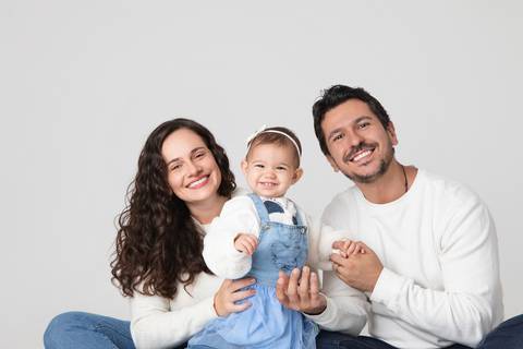 ensaio de familia no jardim sessao fotografica afetiva de bebe, estudio de fotografia df, memorias de bebe brasilia, leticia franco fotos'