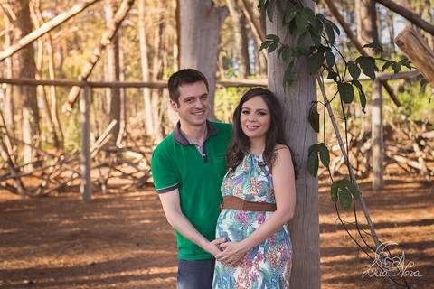 lua nova art e foto leticia amaral ensaio gestante brasilia jardim botanico lago sul linda grávida gabriel karina colorido vestido fotografia fotografo fotografa orçamento orcamento casal circuito de equilibrio'