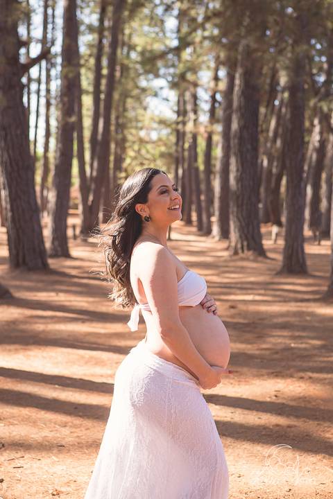 lua nova art e foto leticia amaral ensaio gestante brasilia jardim botanico lago sul linda grávida vitor marcella saia branca top branco fotografia fotografo fotografa orçamento orcamento pinheiros pinheiro'