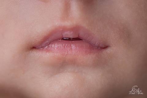 newborn brasilia branco detalhe boca macro'