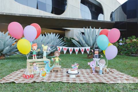 smash the cake amanda rosto ccbb bita mundo personagen'