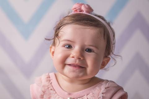 gabriela gabi 6 meses baby brasilia acompanhamento bebe bebê anjo asa de anjo sorrindo placa de giz sorrindo primeiros dentes'