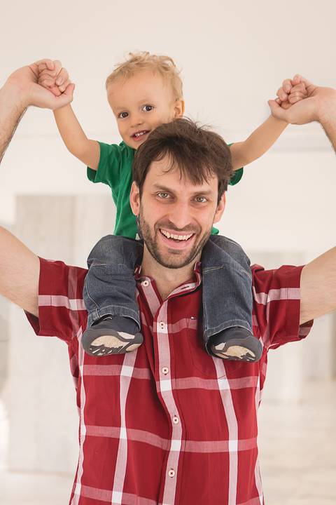 marquise asa sul embaixo do prédio bloco ensaio familia gestante book 5 filhos gêmeos twins grávida filhos e pai papai pulando felizes pedro mais novo brasília df '