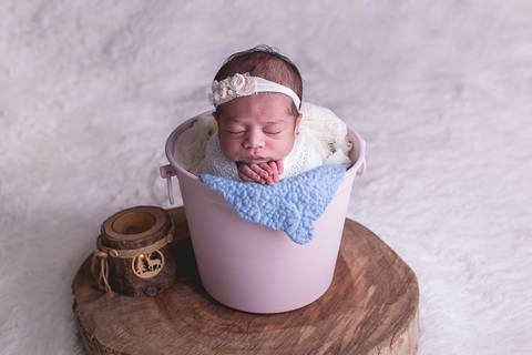 taco womb branco azul rosa gabriela newborn bebê book recém nascido nascida baby perfil brasilia df passarinho balde vela toco pelo tapete'