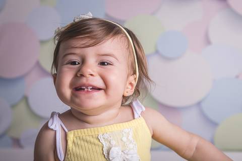 acompanhamento bebe baby book primeiro ano milestones gabriela brasilia df sorrindo cama quartinho sorriso colgate lindo dentinhos'