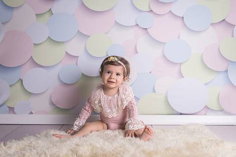 acompanhamento bebe baby book primeiro ano milestones gabriela brasilia df sorrindo cama quartinho colorido'