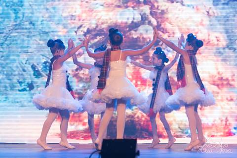 ballet regina corvello teatro oi quebra nozes bonecos de neve'