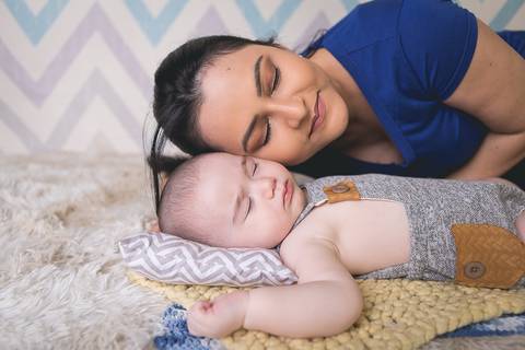 fotografo fotógrafo fotógrafa fotografa bebe brasília brasilia acompanhamento 6 meses super herois heróis cidade super homem homem aranha homem de ferro hulk thor mulher maravilha '