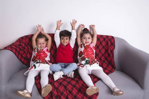 natal christmas baby bebe azul dourado vermelho infantil papai noel santa claus child children criança 5 anos 1 ano 3 anos gêmeas gemeas gêmeos gemeos primos'