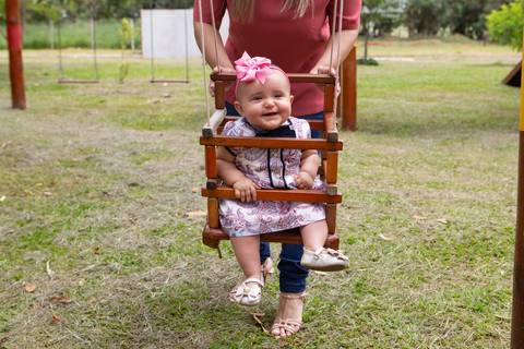 baby bebê bebe família familia brasília brasilia df distrito federal book fotografo fotógrafa fotografa acompanhamento fotografia 7 meses trimestral balanço parque noroeste melhor leticia franco letícia lua nova art arte foto'