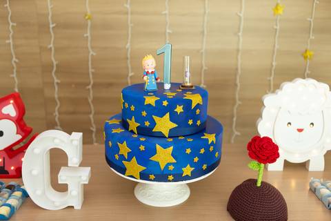 fotografo fotógrafo fotógrafa fotografa brasília brasilia evento festa infantil festa de criança em casa decoração mais bonita pequeno principe bolo mesa  vela'