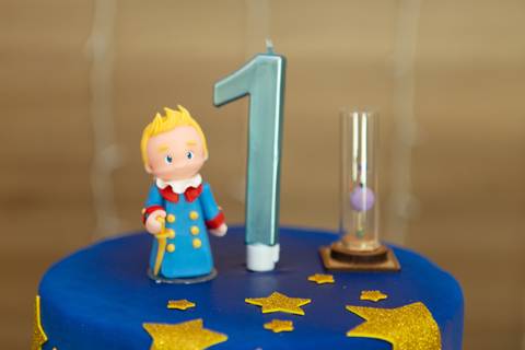 fotografo fotógrafo fotógrafa fotografa brasília brasilia evento festa infantil festa de criança em casa decoração mais bonita pequeno principe bolo mesa  vela decoração decoracao'