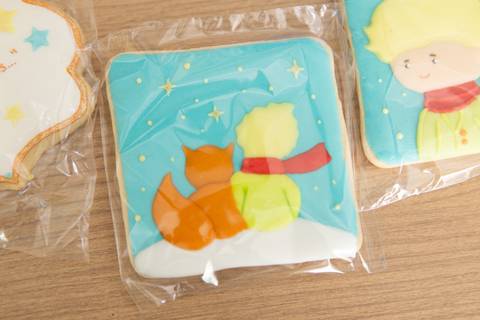 fotografo fotógrafo fotógrafa fotografa brasília brasilia evento festa infantil festa de criança em casa decoração mais bonita pequeno principe bolo mesa  vela decoração decoracao cookie'