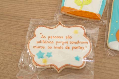 fotografo fotógrafo fotógrafa fotografa brasília brasilia evento festa infantil festa de criança em casa decoração mais bonita pequeno principe bolo mesa  vela decoração decoracao cookie'