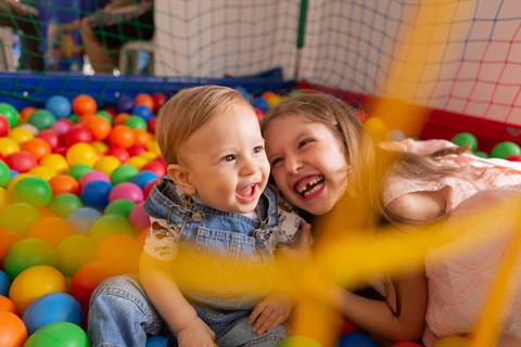 fotografo fotógrafo fotógrafa fotografa brasília brasilia evento festa infantil festa de criança em casa decoração mais bonita pequeno principe bolo mesa  vela decoração decoracao familia família'