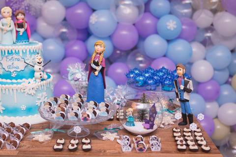 festa infantil 03 anos decoração brasilia brasilia df distrito federal book fotografo fotógrafa fotografa fotografia melhor leticia franco letícia lua nova art arte foto frozen ana elsa bolo mesa gemeas gêmeas irmãs irmas'