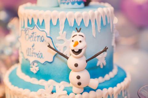 festa infantil 03 anos decoração brasilia brasilia df distrito federal book fotografo fotógrafa fotografa fotografia melhor leticia franco letícia lua nova art arte foto frozen ana elsa bolo mesa gemeas gêmeas irmãs irmas'