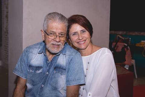 festa infantil 03 anos decoração brasilia brasilia df distrito federal book fotografo fotógrafa fotografa fotografia melhor leticia franco letícia lua nova art arte foto frozen ana elsa bolo mesa gemeas gêmeas irmãs irmas avos'