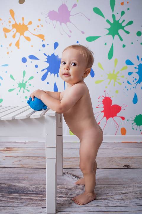 baby bebe brasília brasilia df distrito federal book fotografo fotógrafa fotografa acompanhamento fotografia 12 meses trimestral 1 ano melhor leticia franco letícia lua nova art arte foto smash the cake ensaio com bolo esmagando menino azul cinza splash'