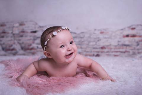 baby bebê bebe família familia brasília brasilia df distrito federal book fotografo fotógrafa fotografa acompanhamento fotografia 6 meses trimestral melhor leticia franco letícia lua nova art arte foto fotografa fotografo muro pelo rosa'