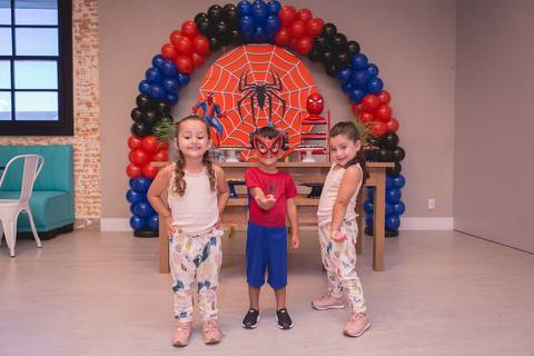 festa infantil 03 anos decoração brasilia brasilia df distrito federal book fotografo fotógrafa fotografa fotografia melhor leticia franco letícia lua nova art arte foto homem aranha spider man '