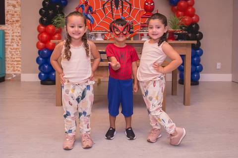 festa infantil 03 anos decoração brasilia brasilia df distrito federal book fotografo fotógrafa fotografa fotografia melhor leticia franco letícia lua nova art arte foto homem aranha spider man '