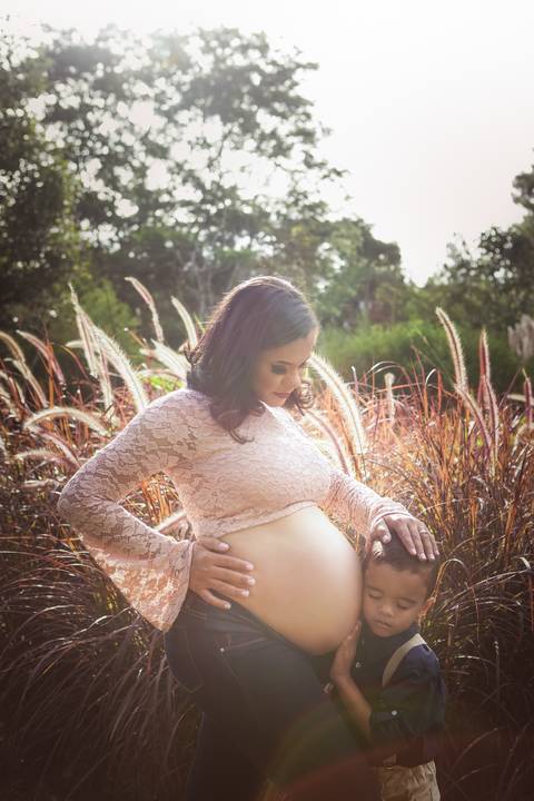 ensaio gestante mamãe lugar dos sonhos jardim botanico bebê recém nascido newborn brasilia fotografa fotografo otógrafa brasília df distrito federal baby bebe reborn df distrito federal book melhor leticia franco letícia lua nova art arte foto irmão'