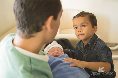 bebê recém nascido newborn maternidade birth nascimento parto cesarea cesáreo brasilia fotografa fotografo fotógrafa brasília df distrito federal baby bebe reborn book melhor leticia franco letícia lua nova art arte foto'