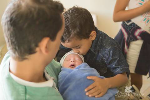bebê recém nascido newborn maternidade birth nascimento parto cesarea cesáreo brasilia fotografa fotografo fotógrafa brasília df distrito federal baby bebe reborn book melhor leticia franco letícia lua nova art arte foto'