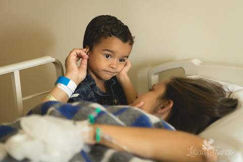 bebê recém nascido newborn maternidade birth nascimento parto cesarea cesáreo brasilia fotografa fotografo fotógrafa brasília df distrito federal baby bebe reborn book melhor leticia franco letícia lua nova art arte foto'