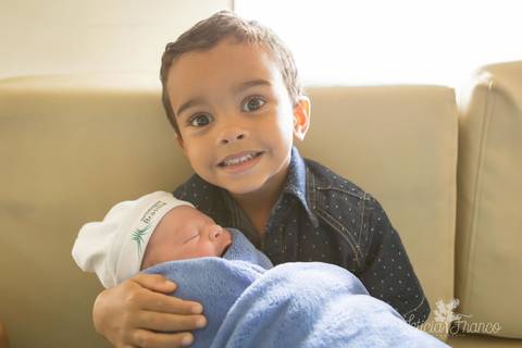 bebê recém nascido newborn maternidade birth nascimento parto cesarea cesáreo brasilia fotografa fotografo fotógrafa brasília df distrito federal baby bebe reborn book melhor leticia franco letícia lua nova art arte foto'