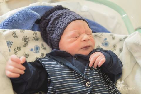 bebê recém nascido newborn maternidade birth nascimento parto cesarea cesáreo brasilia fotografa fotografo fotógrafa brasília df distrito federal baby bebe reborn book melhor leticia franco letícia lua nova art arte foto'