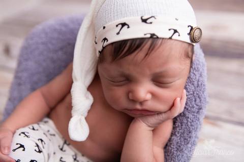 bebê recém nascido newborn brasilia fotografa fotografo fotógrafa brasília df distrito federal baby bebe reborn book melhor leticia franco letícia lua nova art arte foto wrap enrolado '