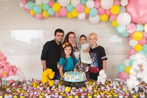 jardim da elena ipes realizado pela fotografa especializada Letícia Franco em Brasília DF festa aniversário de 1 ano primeiro aniversariante'