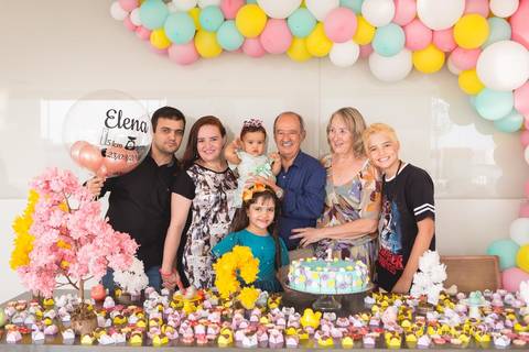 jardim da elena ipes realizado pela fotografa especializada Letícia Franco em Brasília DF festa aniversário de 1 ano primeiro aniversariante'