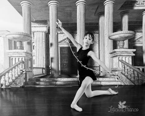 Regina corvello bailarinas fotografadas pela fotografa Letícia Franco no Lago SUl em Brasília DF'