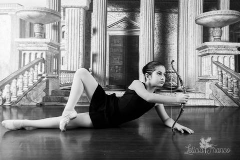 Regina corvello bailarinas fotografadas pela fotografa Letícia Franco no Lago SUl em Brasília DF'