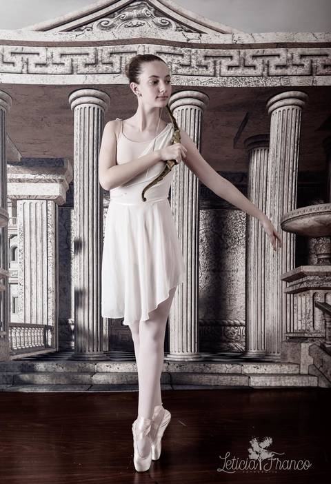 Regina corvello bailarinas fotografadas pela fotografa Letícia Franco no Lago SUl em Brasília DF'
