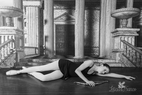 Regina corvello bailarinas fotografadas pela fotografa Letícia Franco no Lago SUl em Brasília DF'