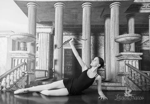 Regina corvello bailarinas fotografadas pela fotografa Letícia Franco no Lago SUl em Brasília DF'