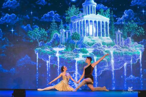 Regina corvello bailarinas fotografadas pela fotografa Letícia Franco no Lago SUl em Brasília DF teatro oi espetaculo Sylvia'